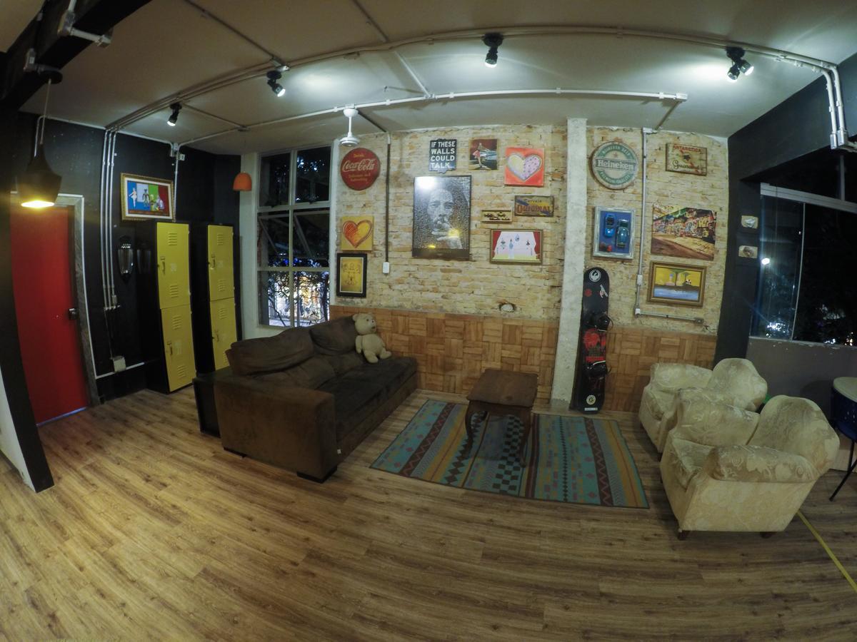 Hostel Savassi Белу-Оризонти Экстерьер фото